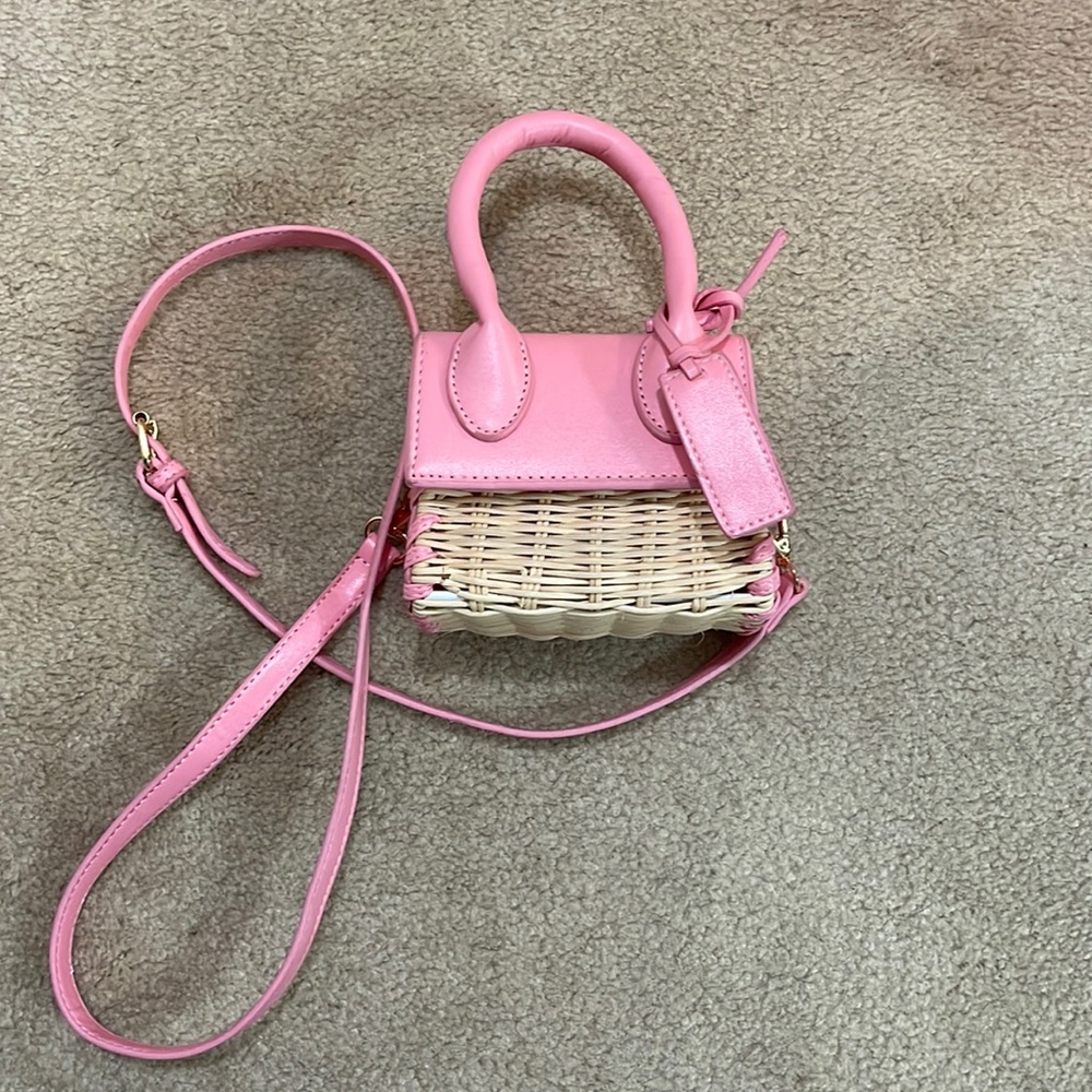 Basket handbag